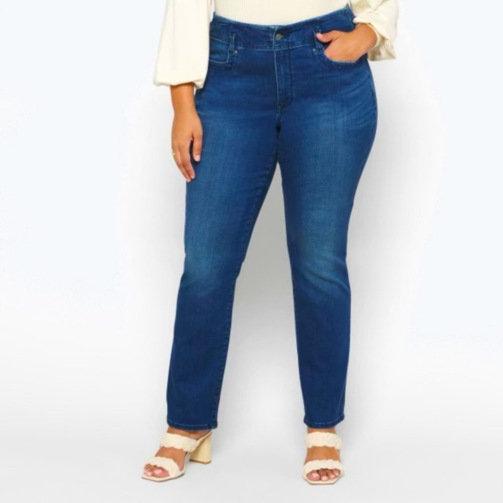 HR Marilyn Straight Hollywood Size 22W